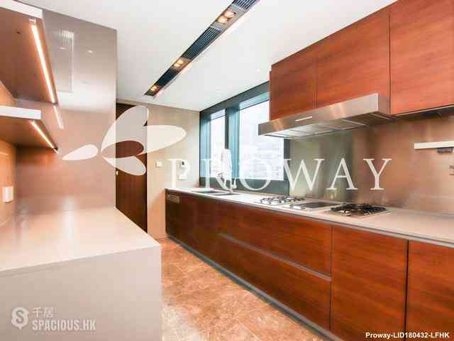 Mid Levels West - University Heights 11
