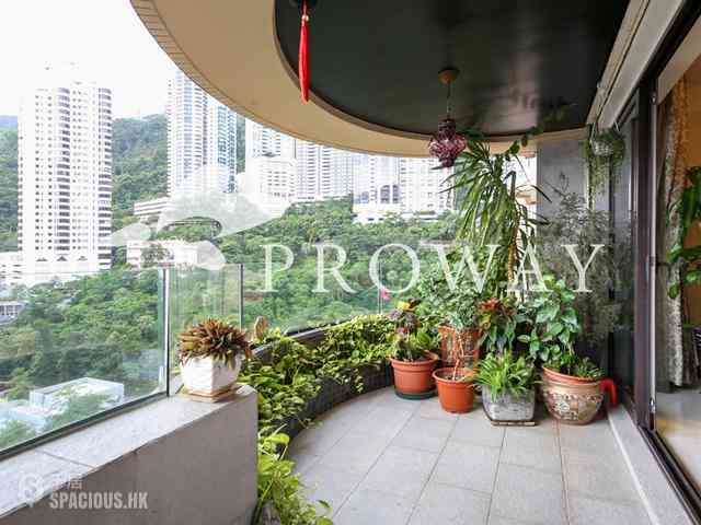 Mid Levels Central - Garden Terrace 03