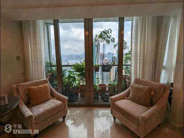 Mid Levels West - Hong Kong Garden 11