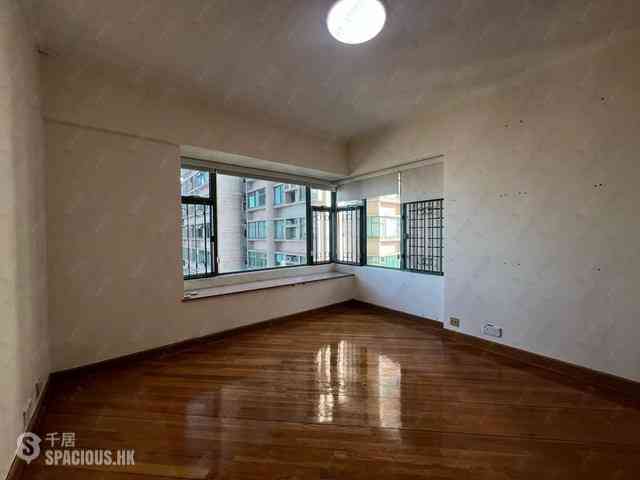 Mid Levels Central - Robinson Place Block 1 04