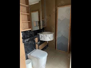 Mid Levels Central - Gramercy 04