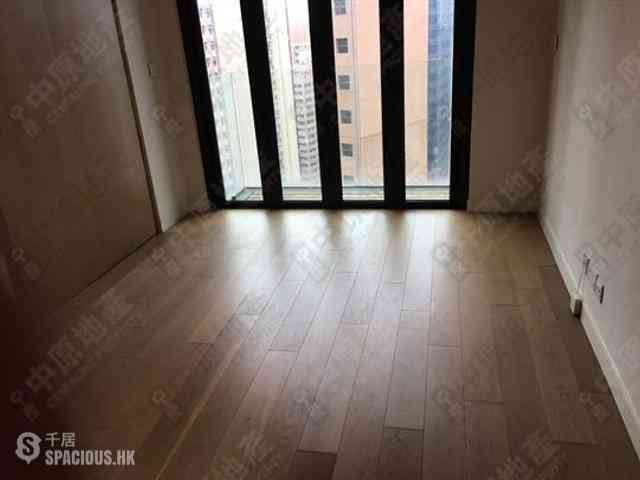 Mid Levels Central - Gramercy 06