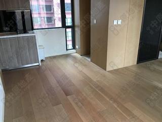 Mid Levels Central - Gramercy 09