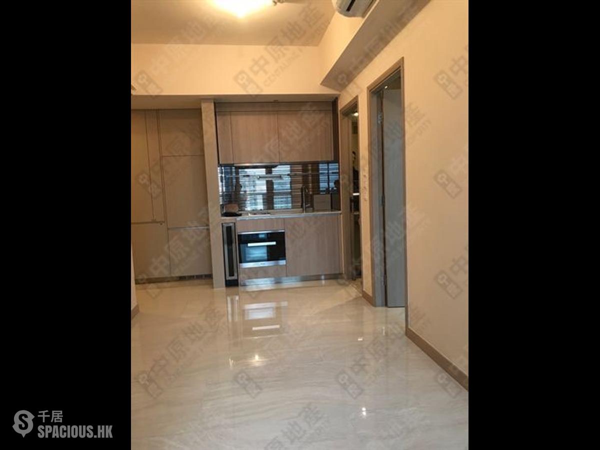 Sai Ying Pun - King's Hill 01