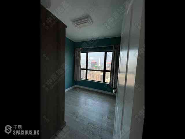 Sheung Wan - The Bellevue Place 04