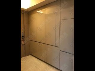 Sai Ying Pun - King's Hill 04