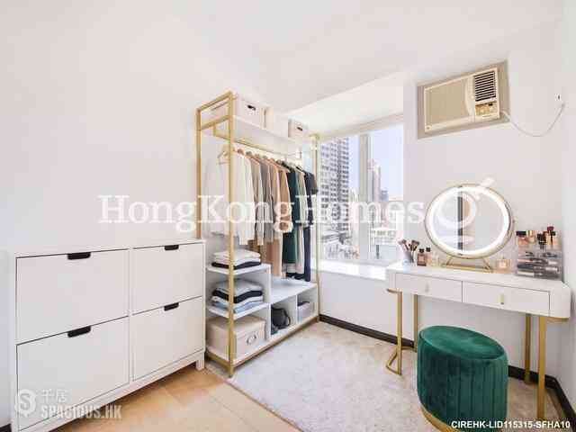 Sai Ying Pun - Centre Place 07