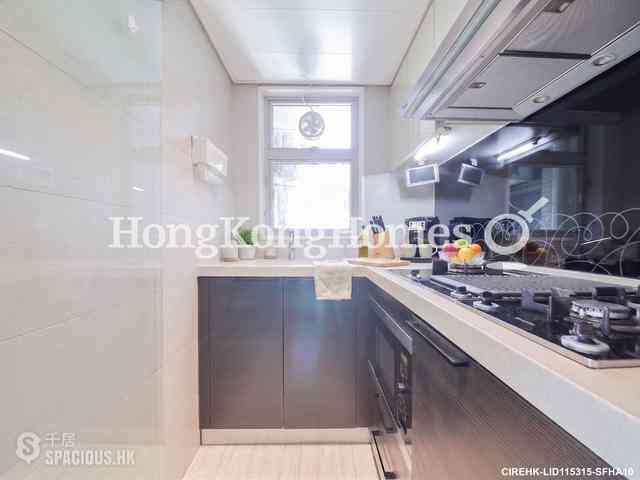 Sai Ying Pun - Centre Place 08