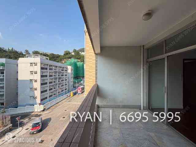 Happy Valley - 9, Broom Road 02