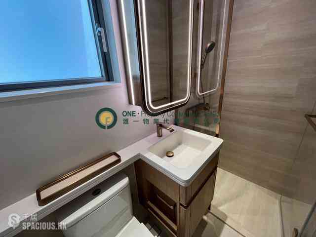 Sai Ying Pun - Upper Manor 05
