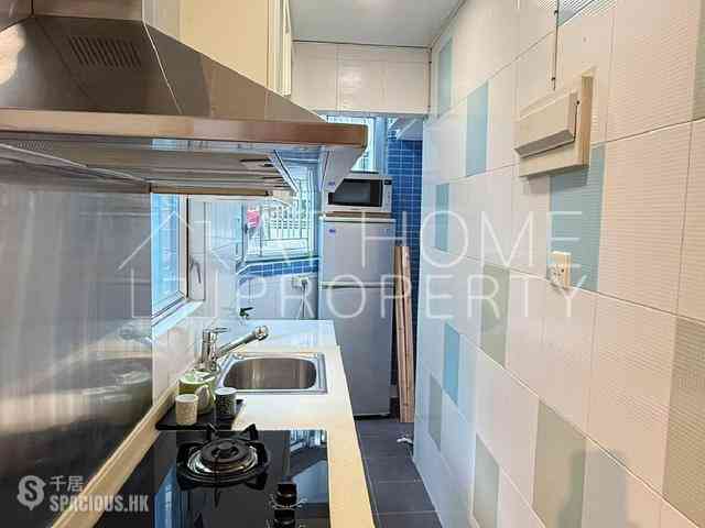 Mid Levels West - Cartwright Gardens 05