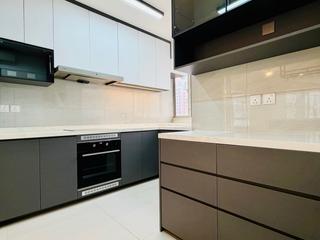 Mid Levels Central - Tregunter Tower 3 08