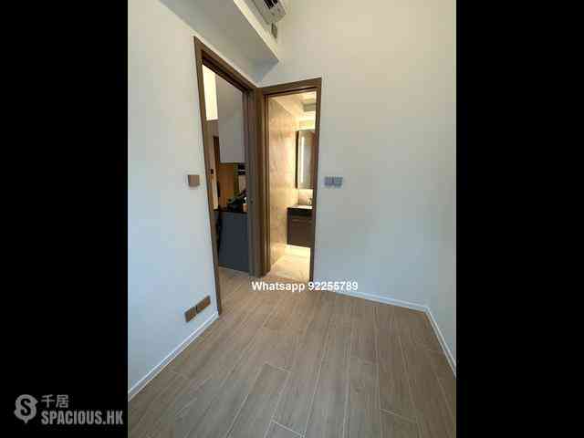 Sai Ying Pun - Des Voeux W Residence 04