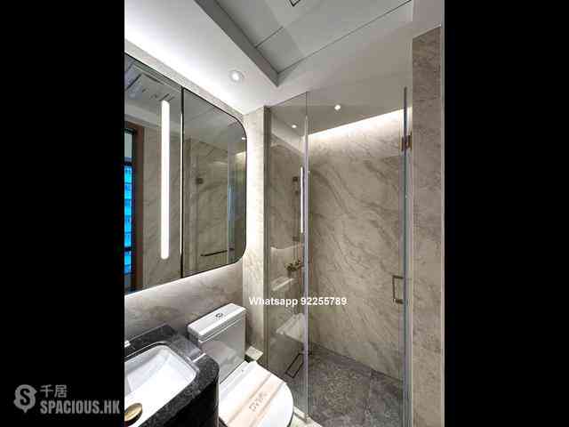 Sai Ying Pun - Des Voeux W Residence 05