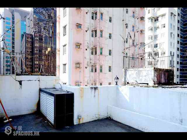 Poho - 45-47, Sai Street 30
