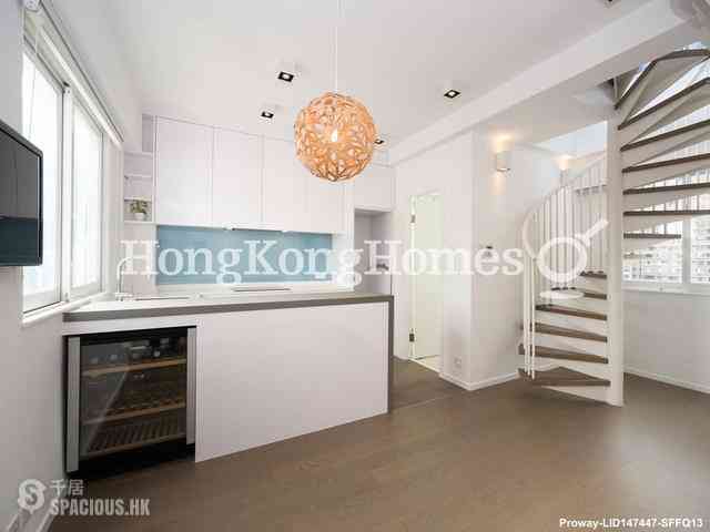 Soho - Sunrise House 01