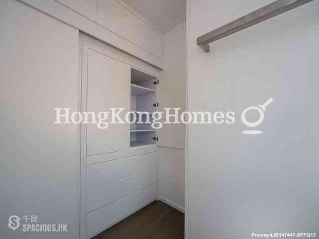 Soho - Sunrise House 09