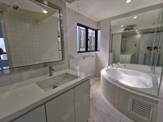 Mid Levels East - Bowen Place 10
