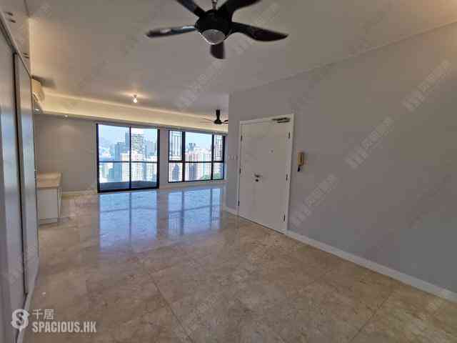 Mid Levels East - Bowen Place 01