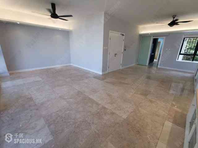 Mid Levels East - Bowen Place 15