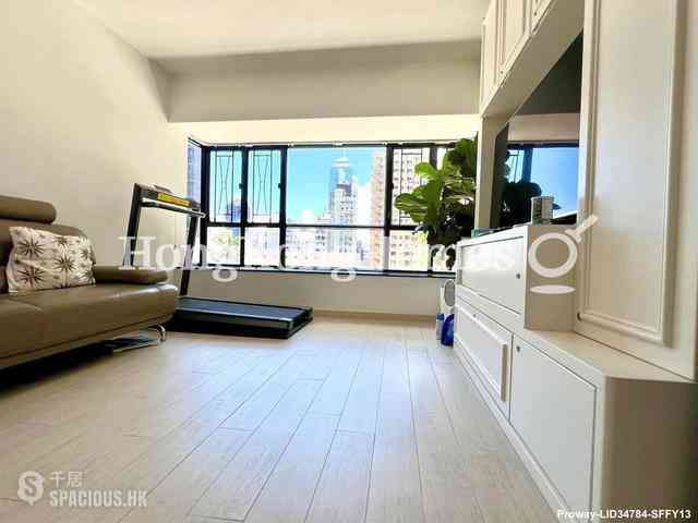 Mid Levels Central - The Grand Panorama 01