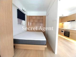 Central - 1-3, Shin Hing Street 06