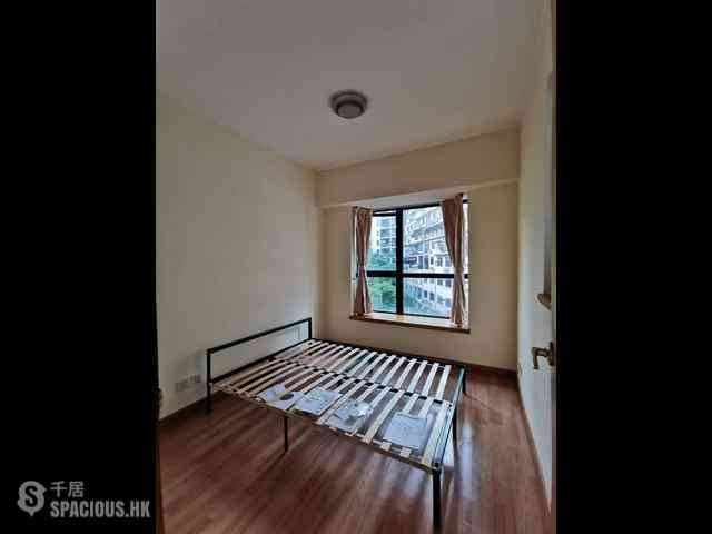 Mid Levels West - Wilton Place 02