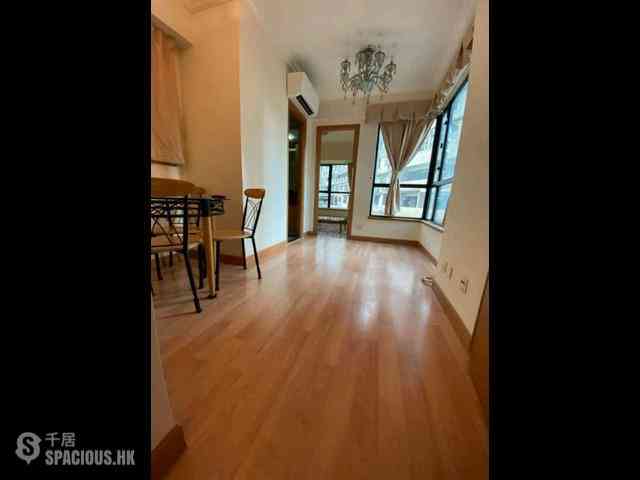 Mid Levels West - Wilton Place 13