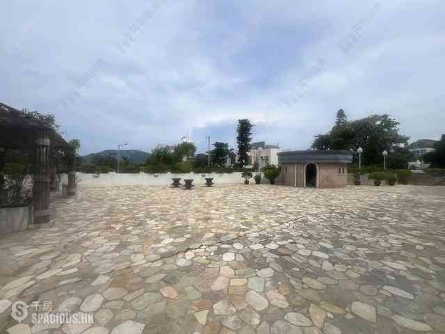Stanley - Helene Garden 05