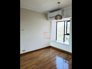 Kennedy Town - University Heights 05