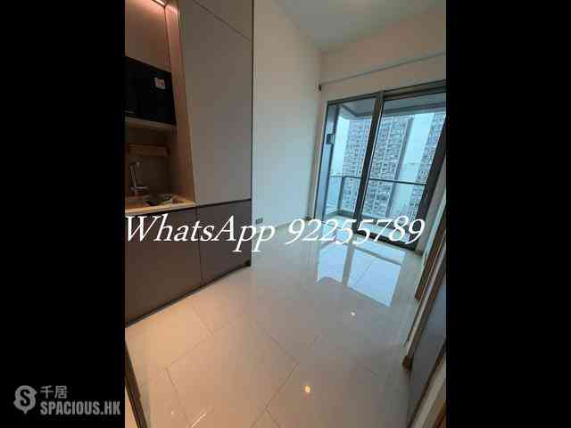 Sai Ying Pun - Upper Manor 02