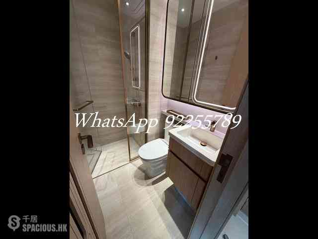 Sai Ying Pun - Upper Manor 09