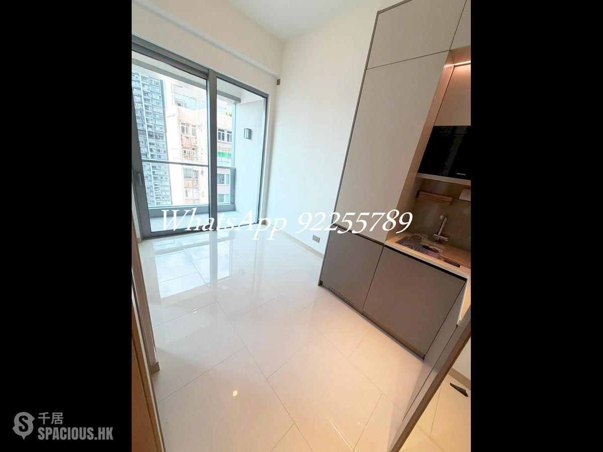 Sai Ying Pun - Upper Manor 01
