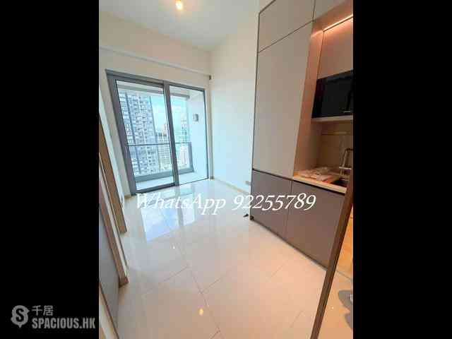 Sai Ying Pun - Upper Manor 01