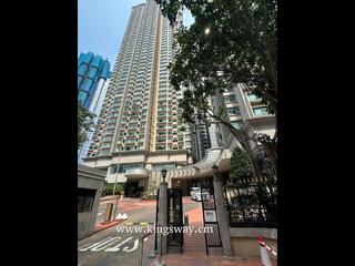 Mid Levels Central - Robinson Place 04