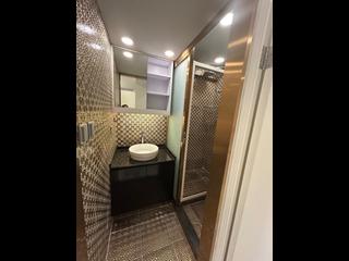 Mid Levels Central - Kam Fai Mansion 06