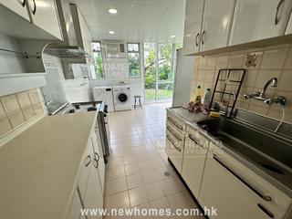 Chung Hom Kok - Beaulieu 05