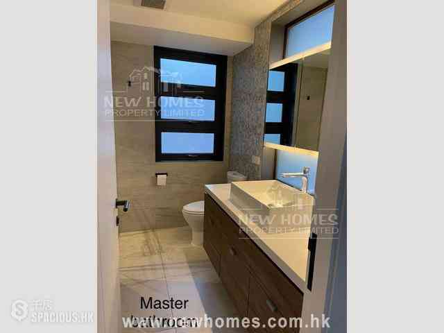 Happy Valley - Village Mansion 05