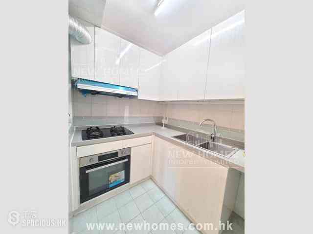 Mid Levels Central - Goldwin Heights 05