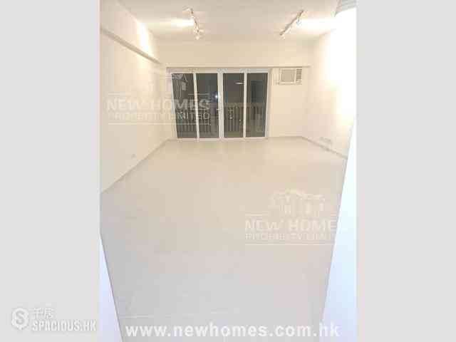 Mid Levels West - Realty Gardens 01