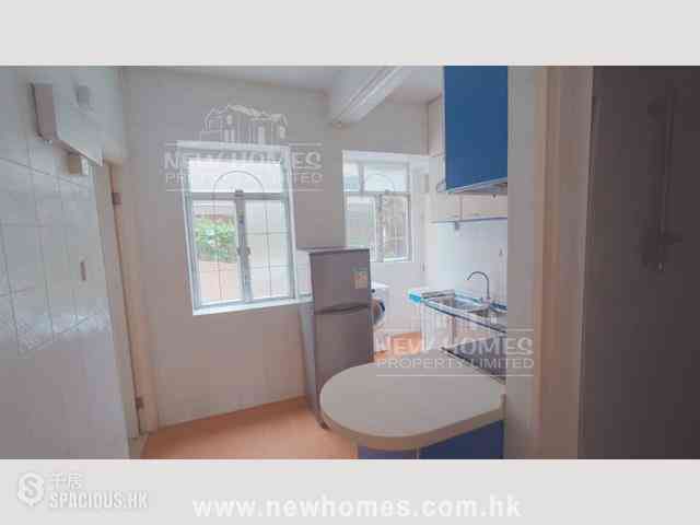Stubbs Road - Kensington Court 01