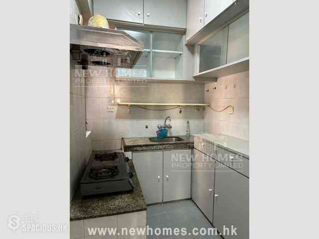Happy Valley - 6-8, Shing Ping Street 03