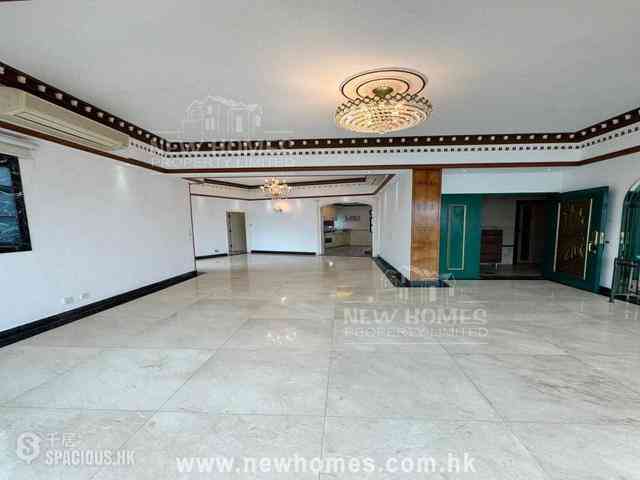 Tai Hang - Carnation Court 01