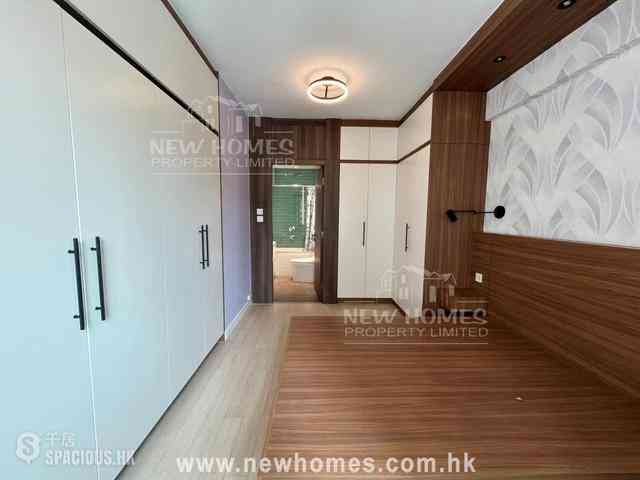 Tai Hang - Morengo Court 03