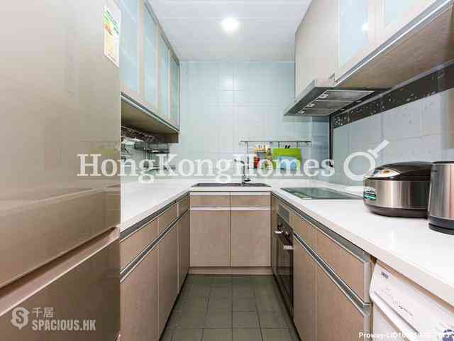 Central - Hollywood Terrace 09