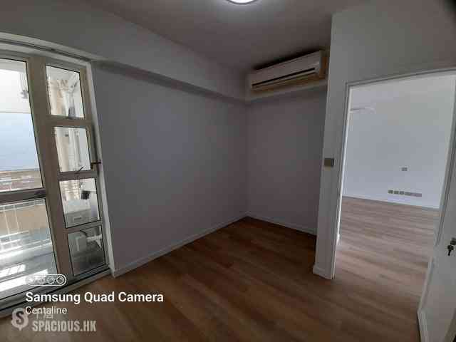 Pok Fu Lam - Bisney Terrace 08