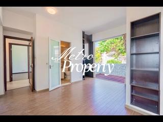 Chung Hom Kok - Hillgrove 10