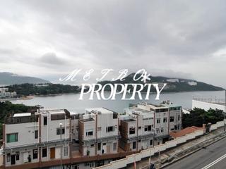Chung Hom Kok - Pinewaver Villas 12