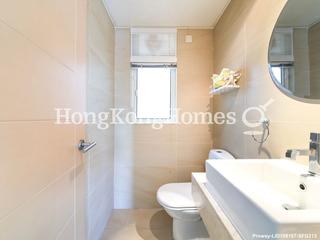 Wan Chai - Royal Court 10