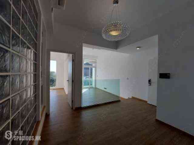 Shouson Hill - Woodland Villa 06